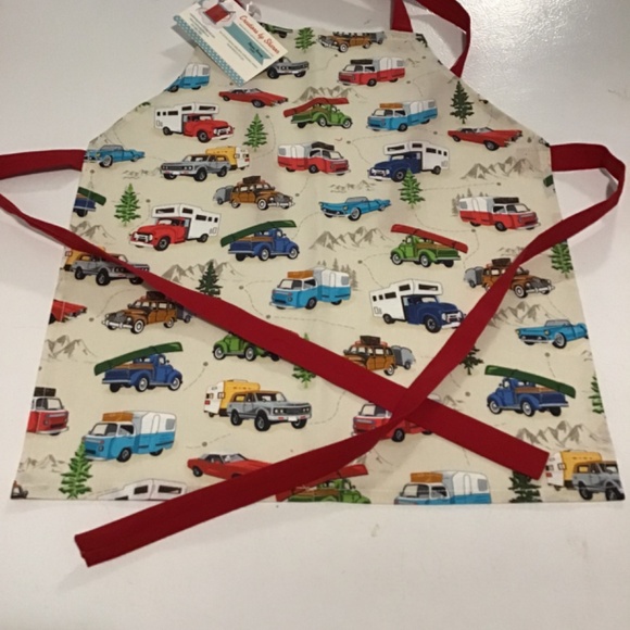 Aprons - Picture 4 of 11